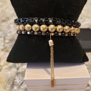 Blk gold based bracelet